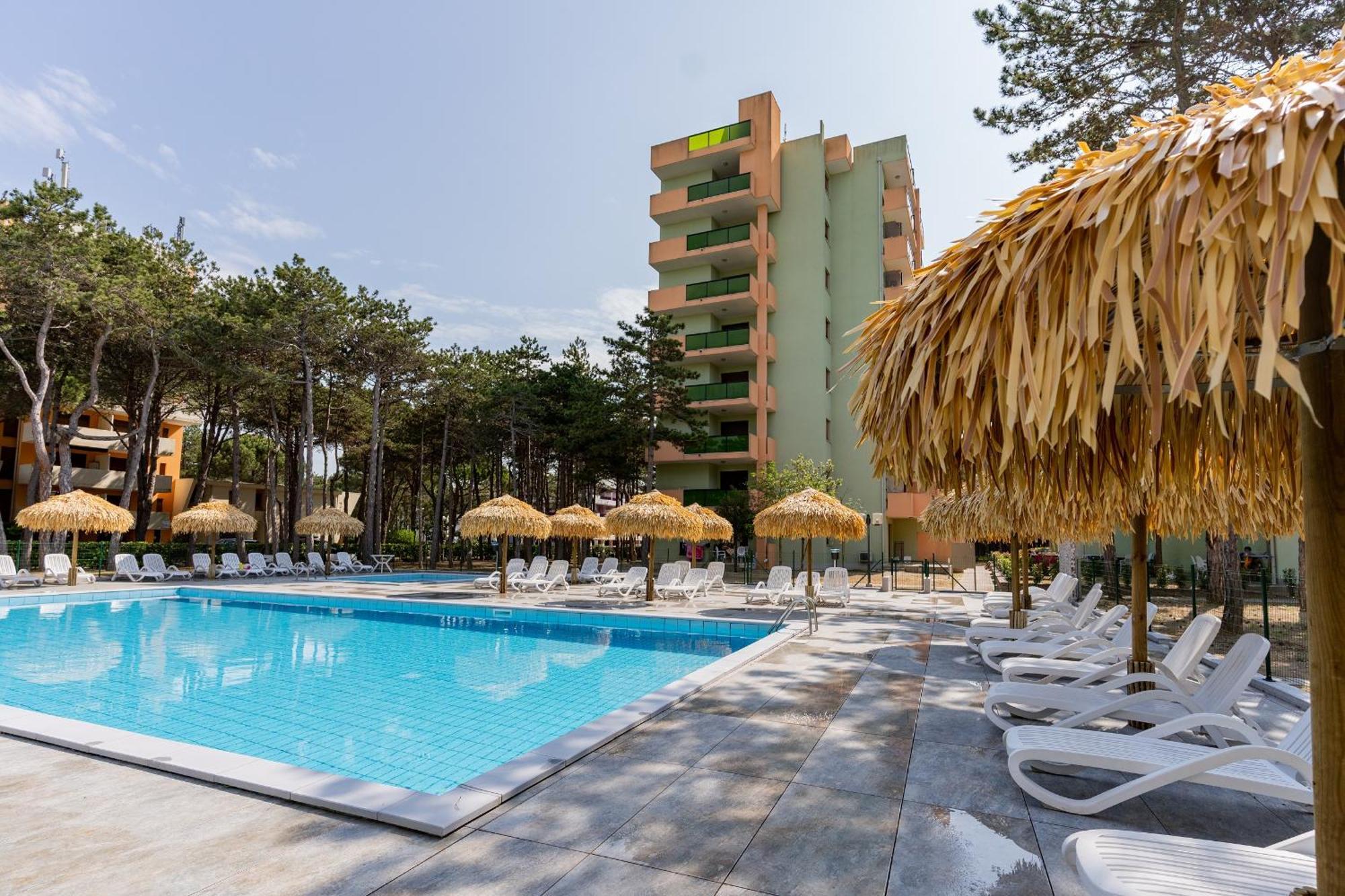 Castello Apartment Bibione Exterior photo